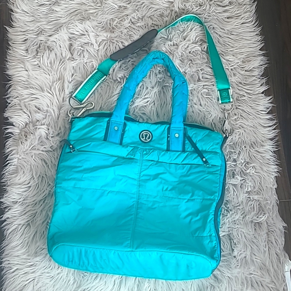 Lululemon travel bag